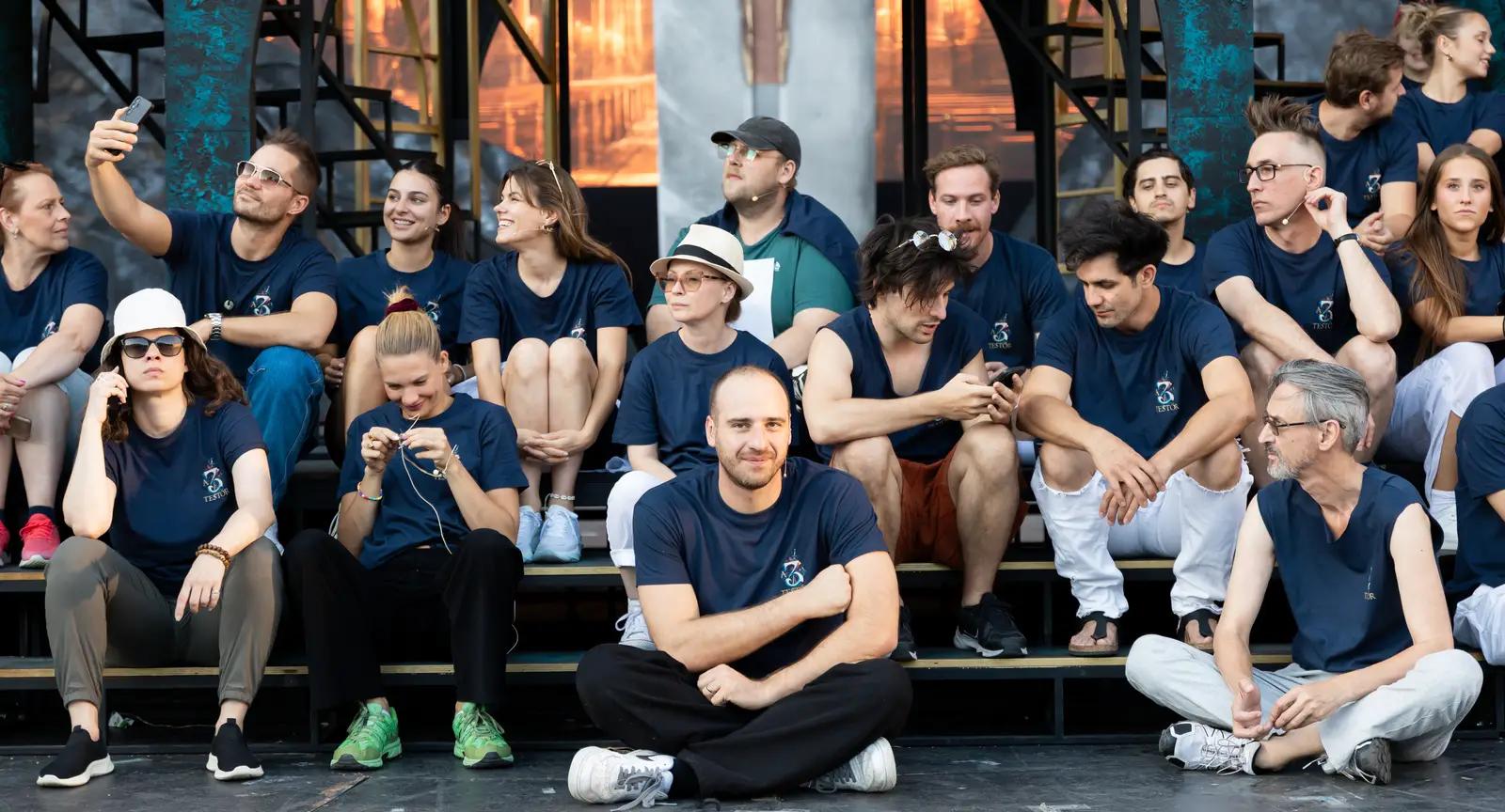 Megérkezett a Dóm térre A 3 testőr