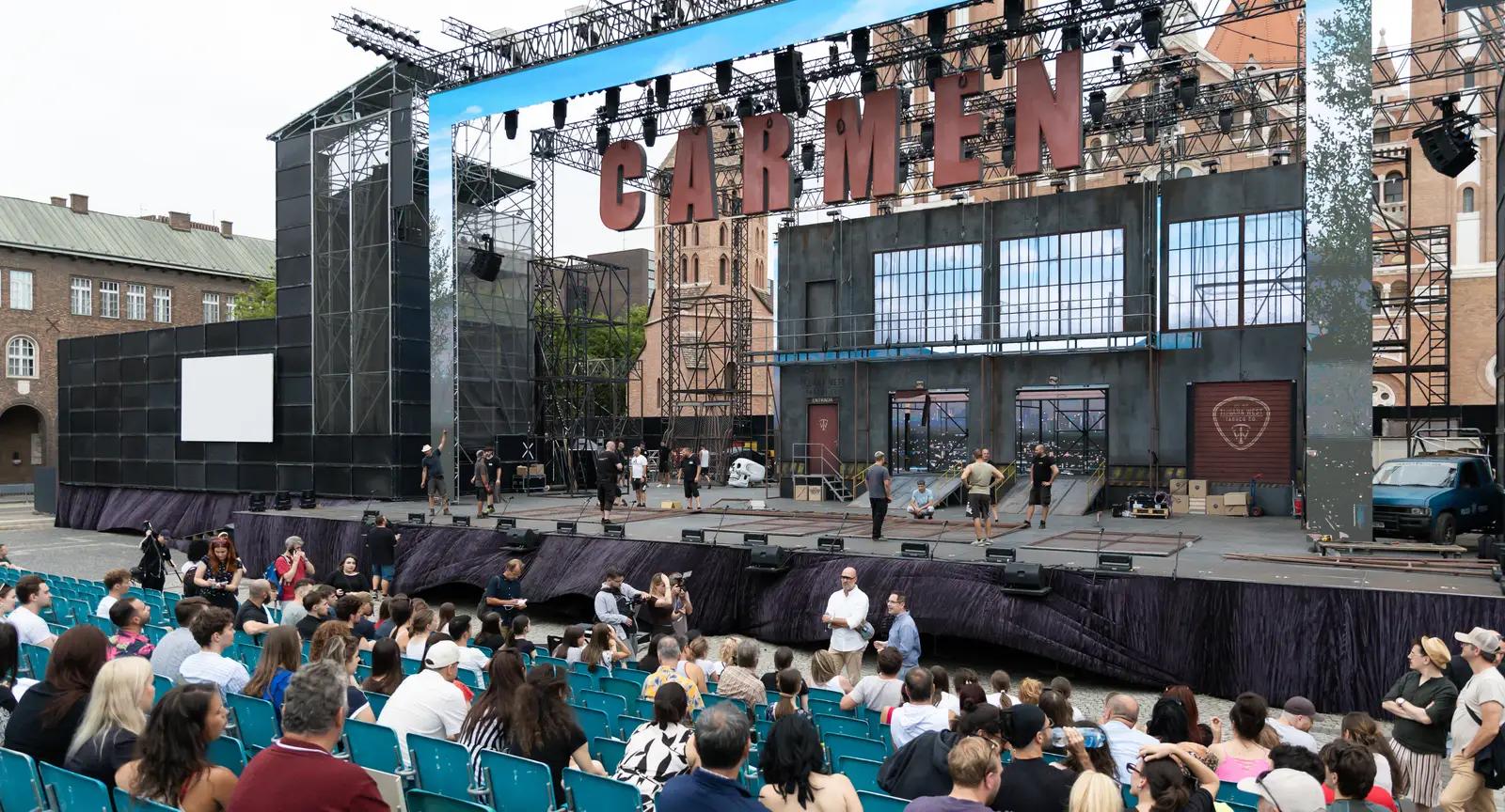 Szegeden próbál a Carmen csapata
